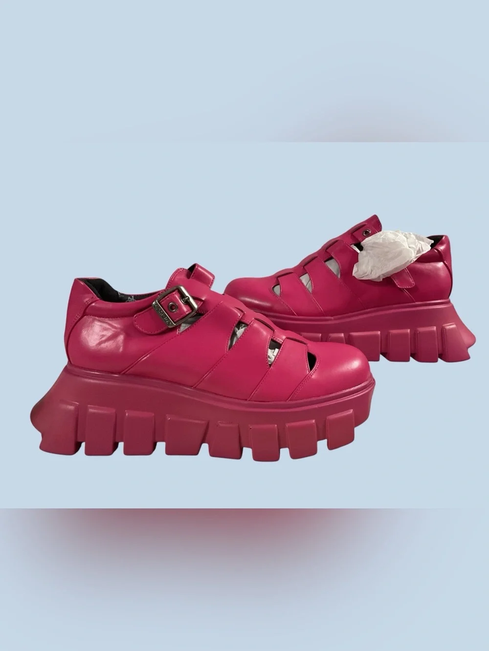 NWOT LAMODA Just Coz Chunky Pink Platform Sandals Size 10